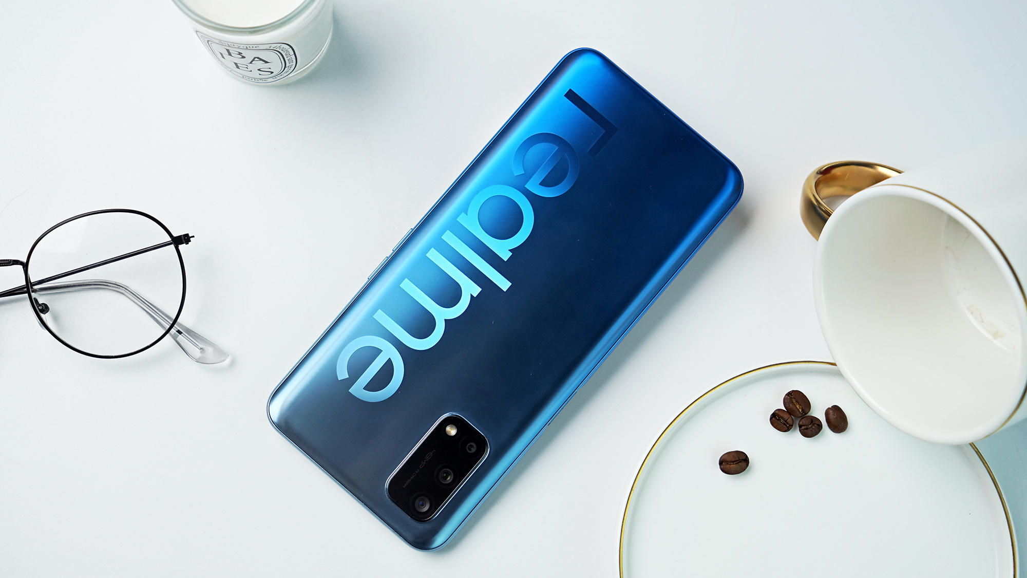 realme Q2测评：天玑800U+120Hz高刷，真香？