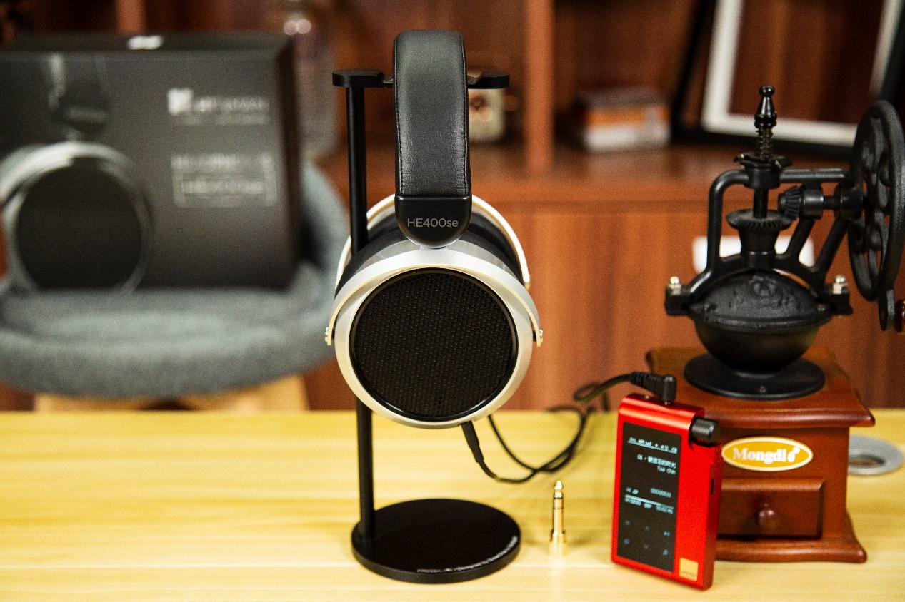 平板振膜耳机性价比之王：HIFIMAN HE400se