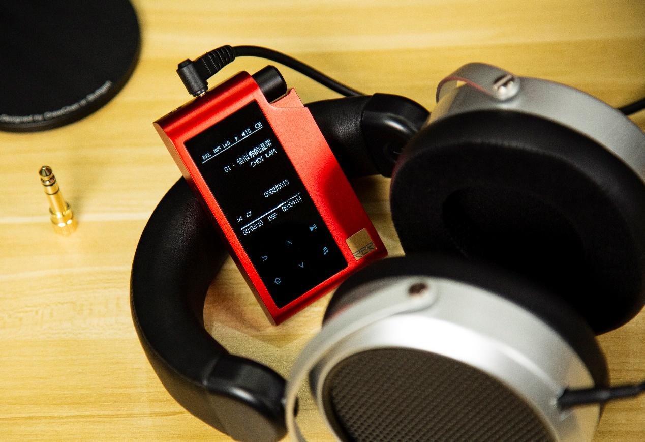 平板振膜耳机性价比之王：HIFIMAN HE400se