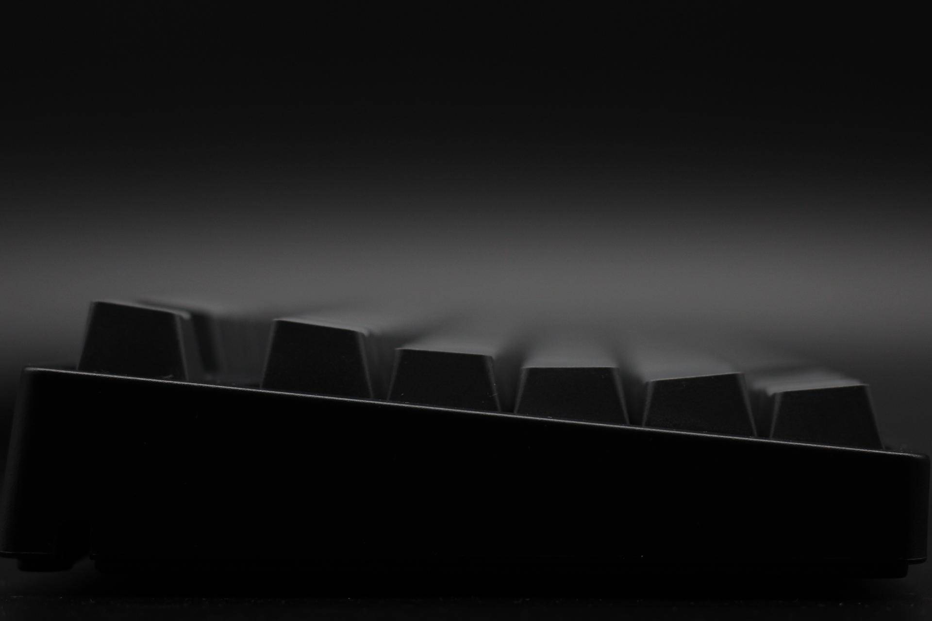 踏实可靠，人体工学加成——雷柏V860机械键盘体验敲打乐趣