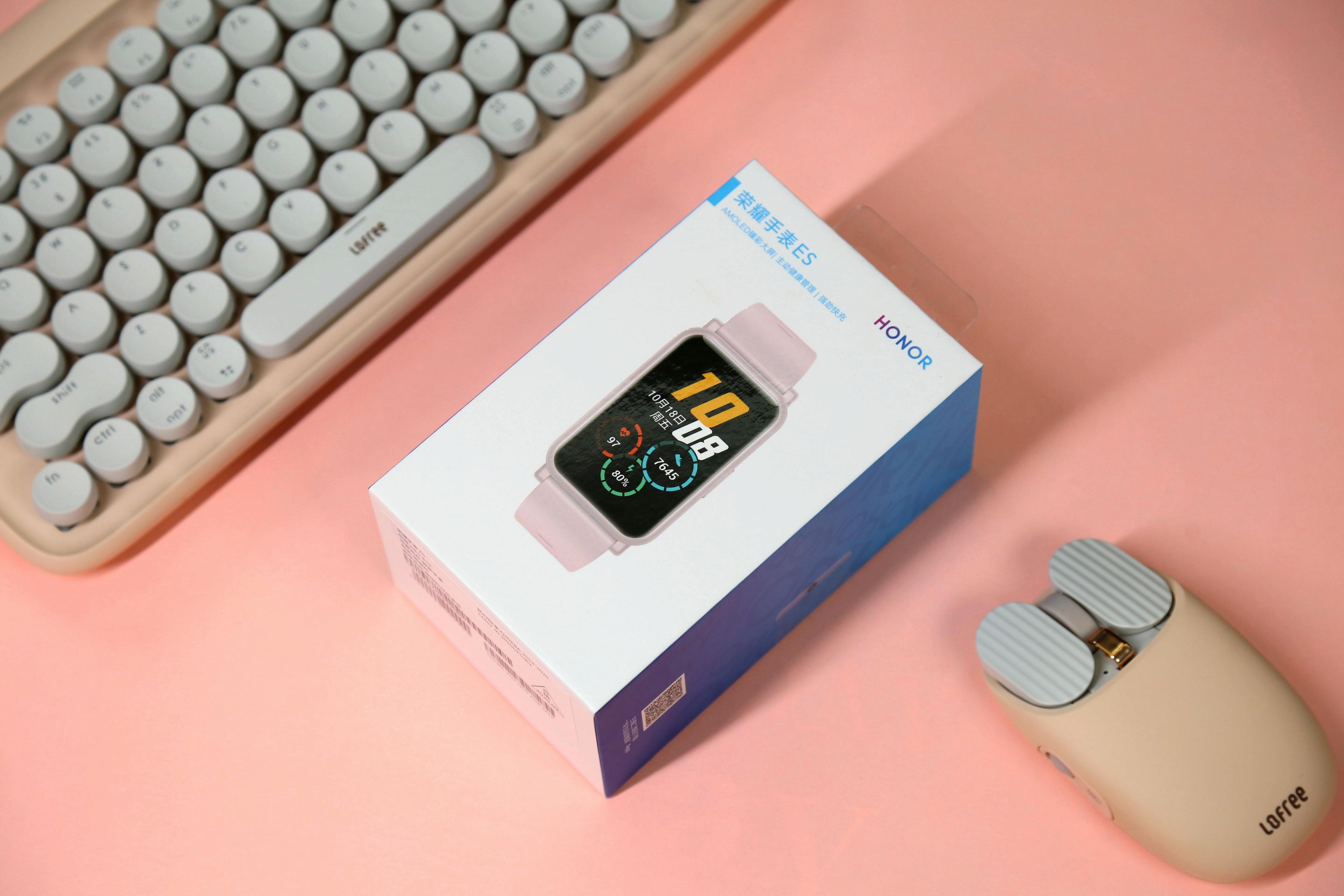 简约时尚的智能腕表：荣耀手表ES评测