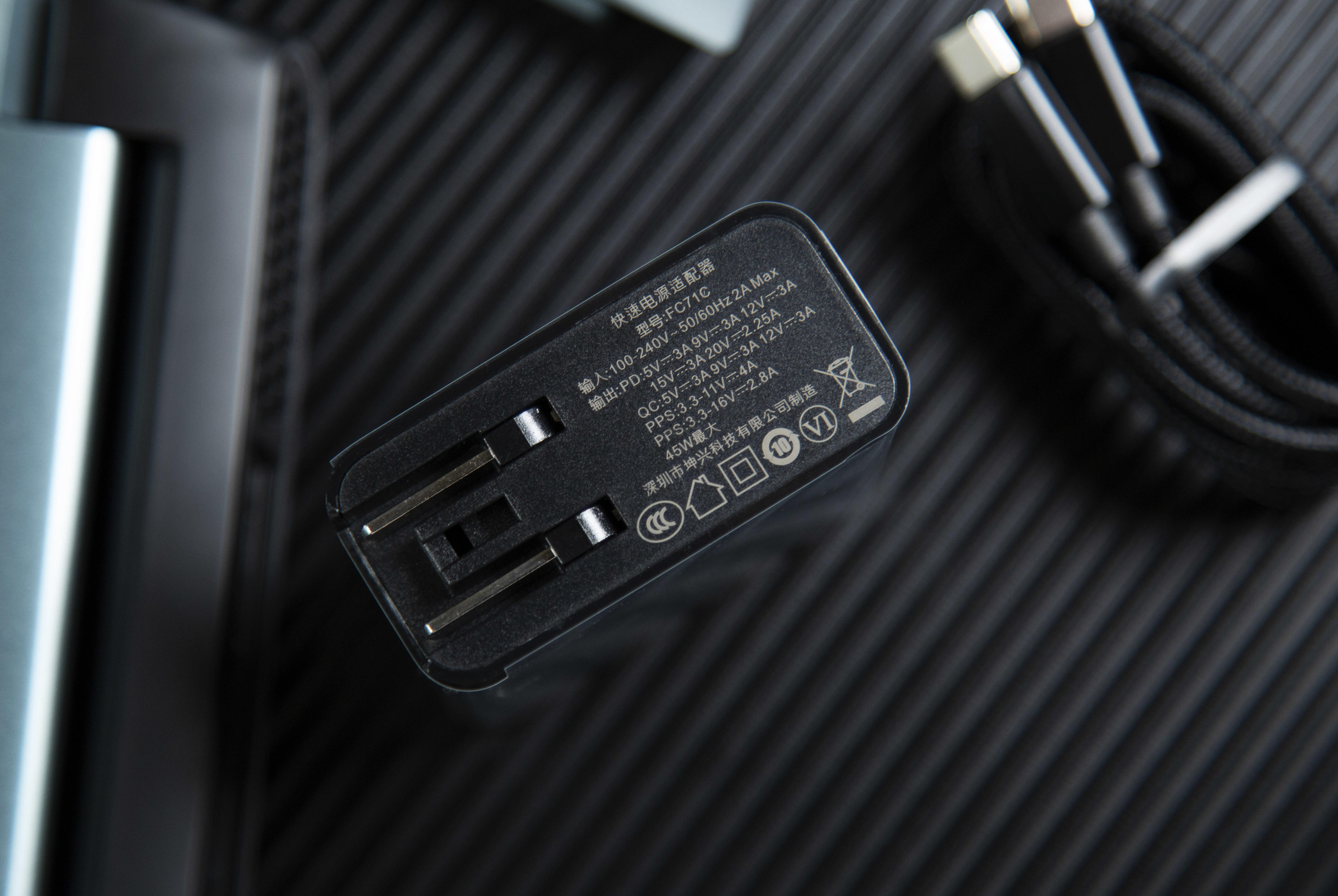 能装进口袋的游戏本：壹号本ONE-GX1时尚版评测