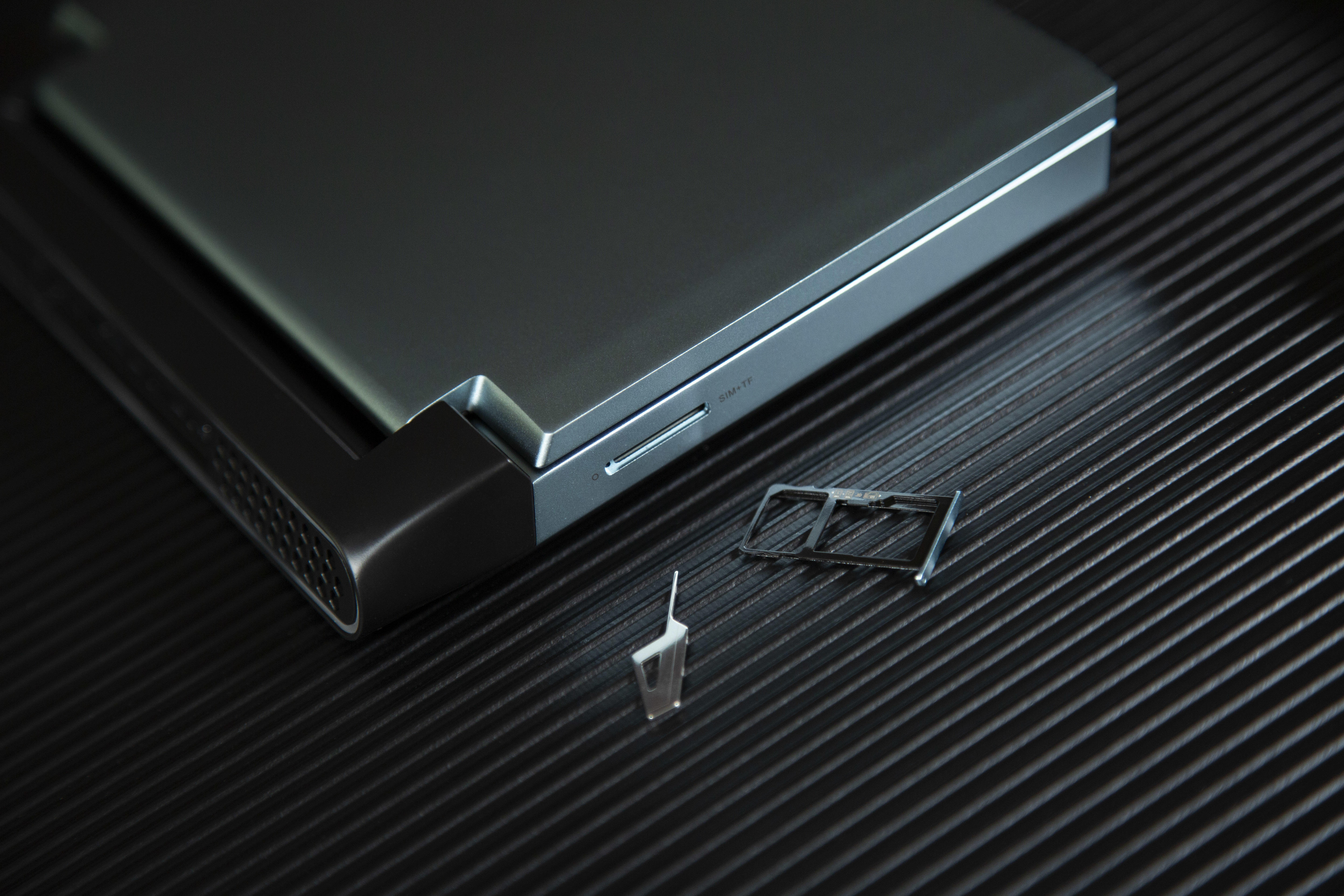 能装进口袋的游戏本：壹号本ONE-GX1时尚版评测