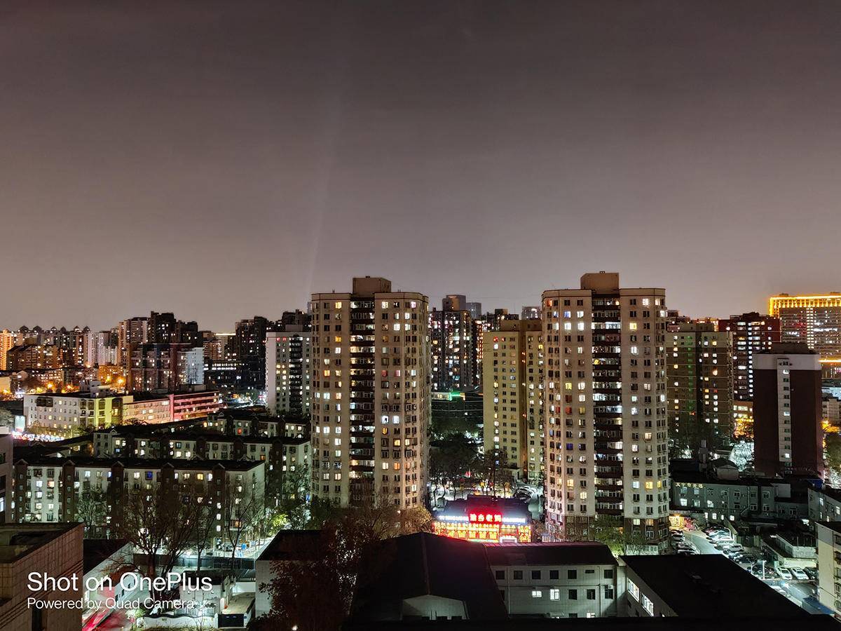 预算3000，哪款智能手机值得买？一加8T定义直屏新标准