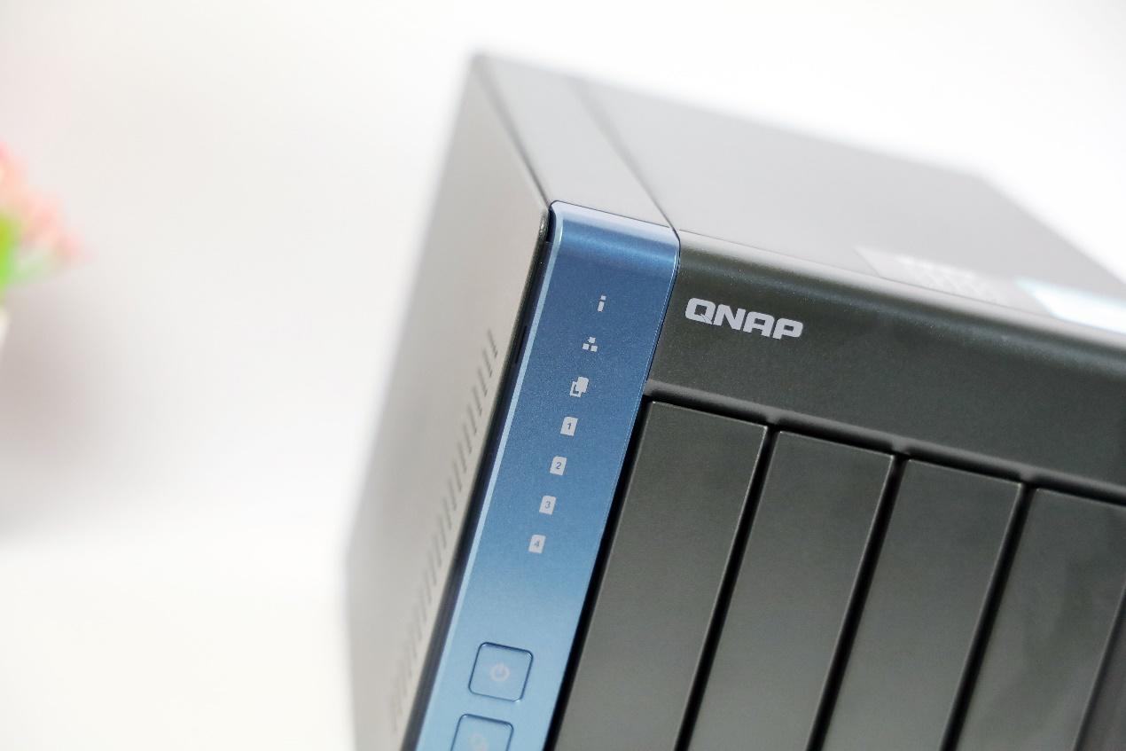 老手变小白 四盘位NAS威联通TS-451D折腾记