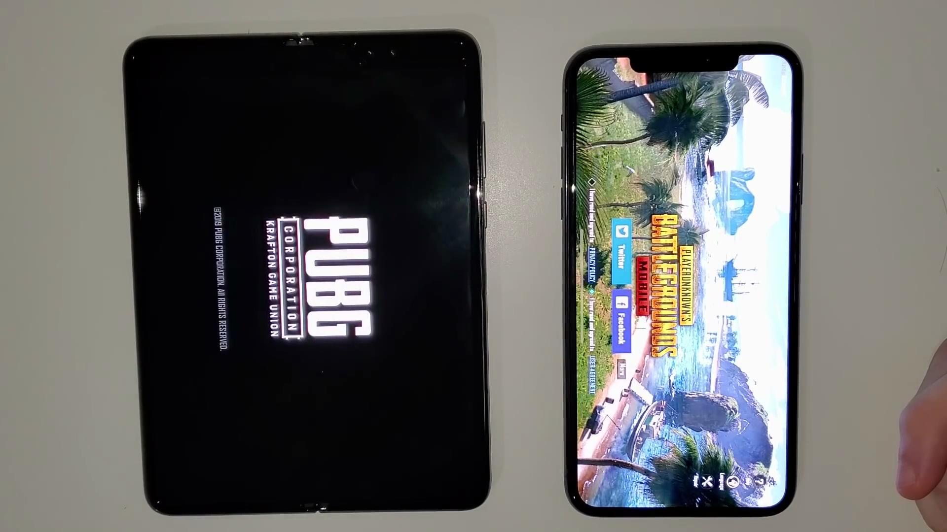 三星折叠机和iPhone11性能对决：没想到差距这么明显