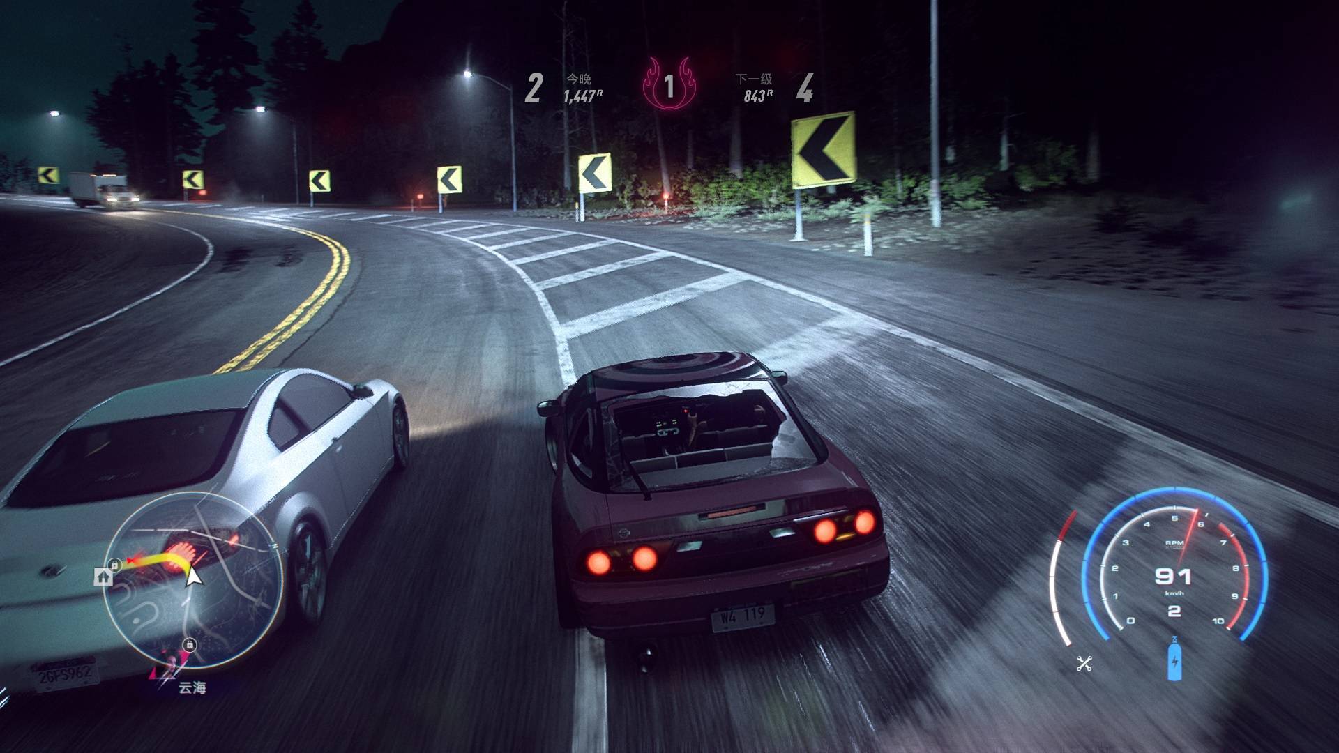 机箱通透，水冷好用，发光体聚集打造“光污染”