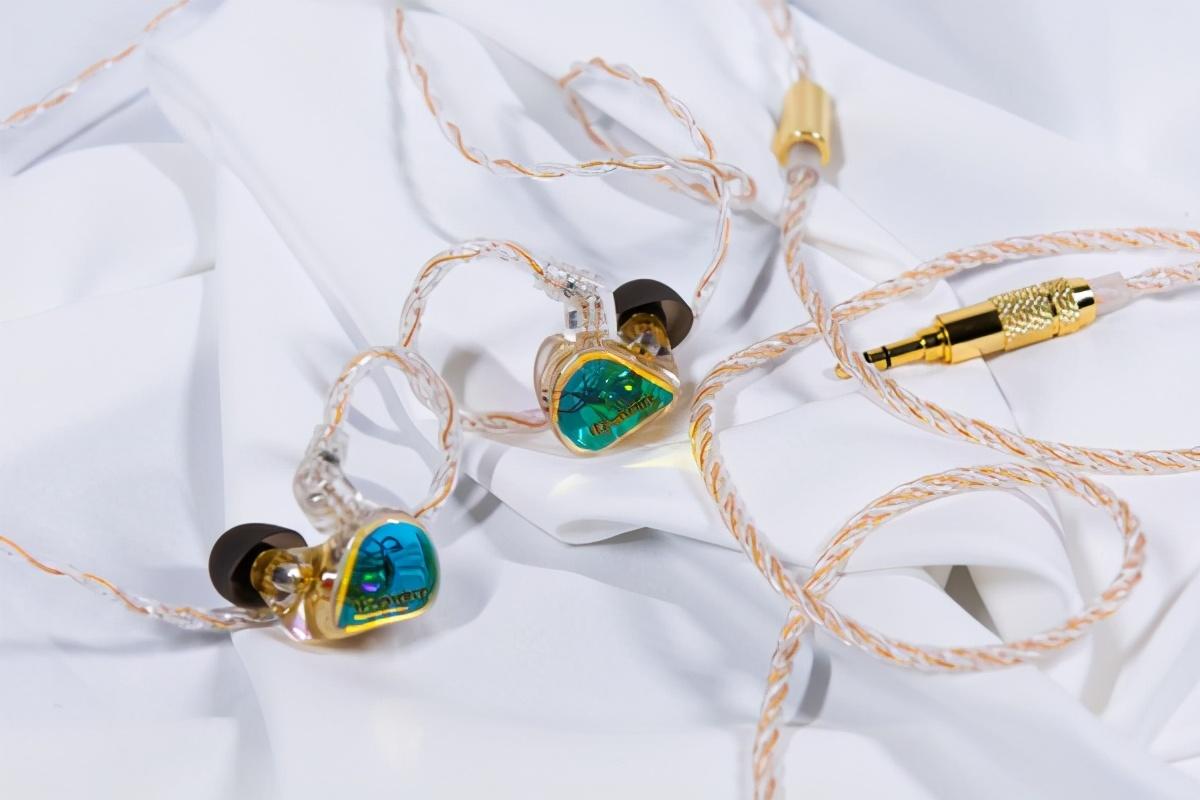 梦幻造型，出色音质！HIFI进阶不二之选