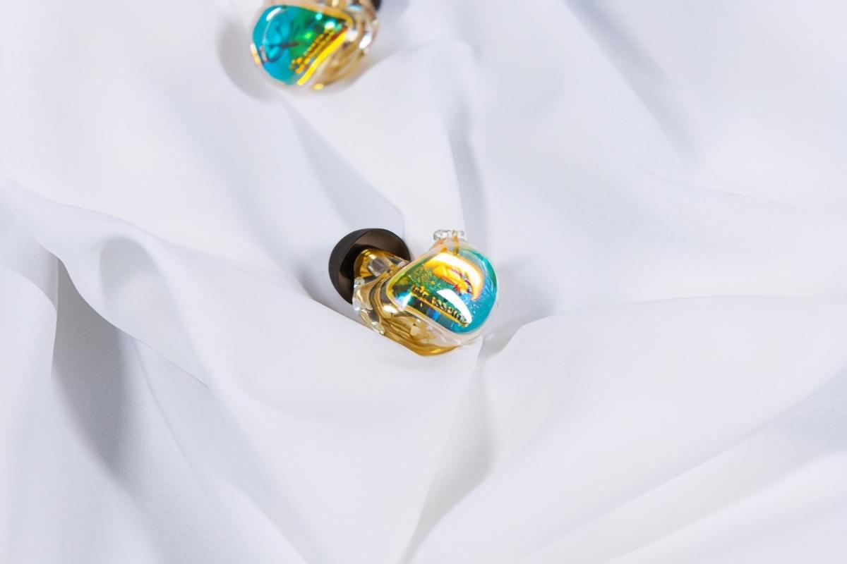 梦幻造型，出色音质！HIFI进阶不二之选