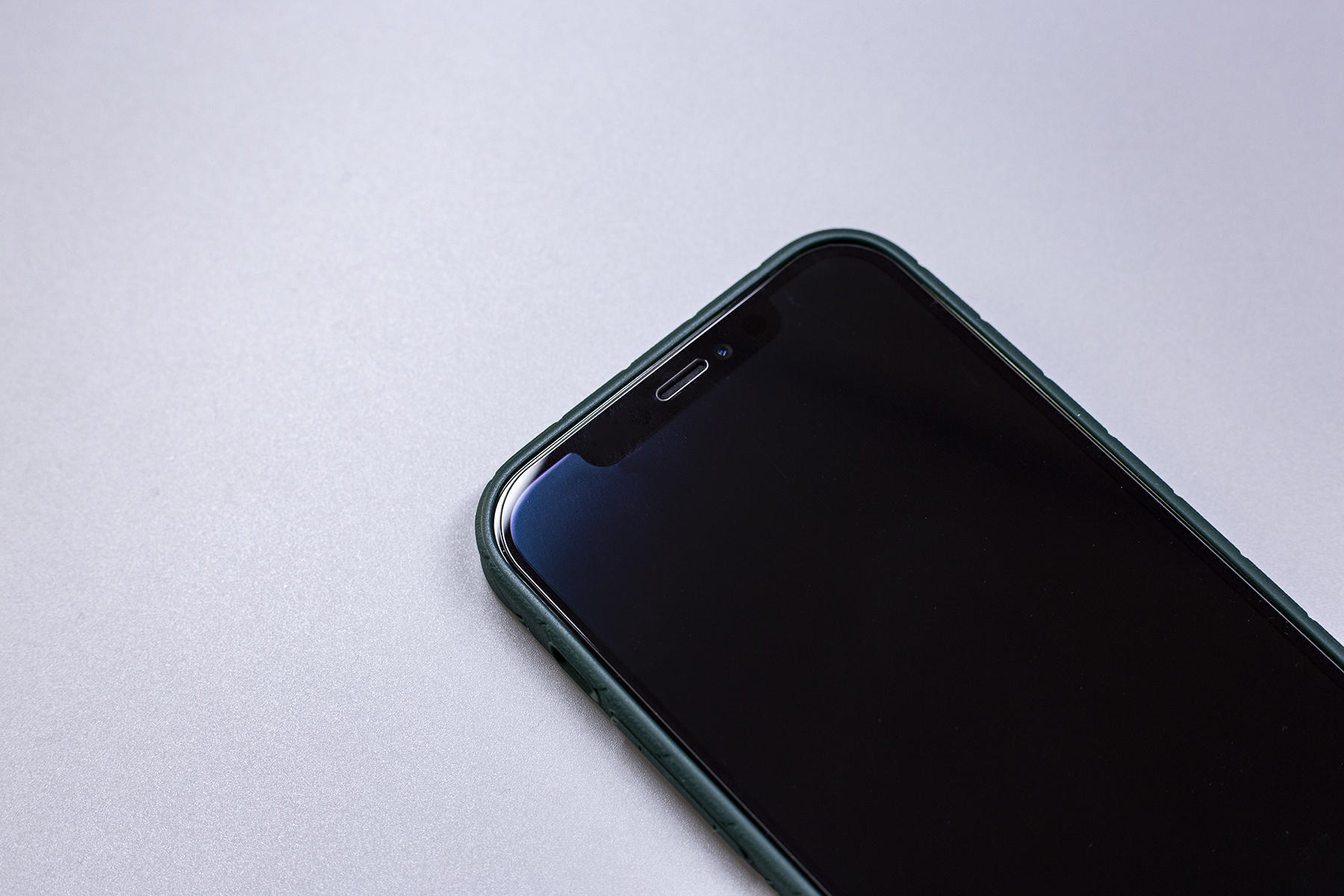 瓷晶玻璃，给iPhone 12双保护，倍思超瓷晶钢化贴膜体验