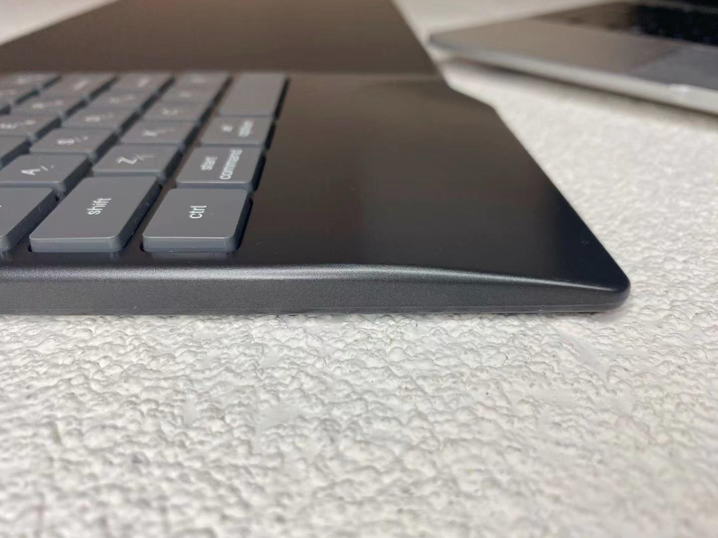 左手操控右手执笔,新一代绘画方式—绘王KD200 数位板让您爱上绘画