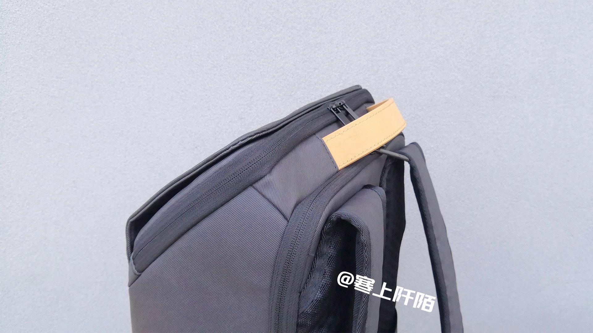 轻奢时尚品质背包，19升大容量，带上地平线8号ZERO背包一起出行