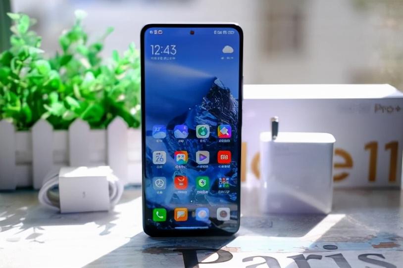 闭着眼买都划算？来！Redmi Note11敢这样说，有这4点优势是关键