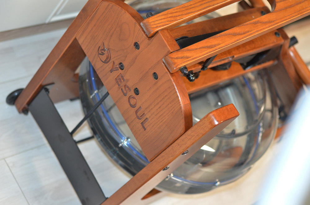 水阻原理,实现智能训练模式:野小兽R30划船机