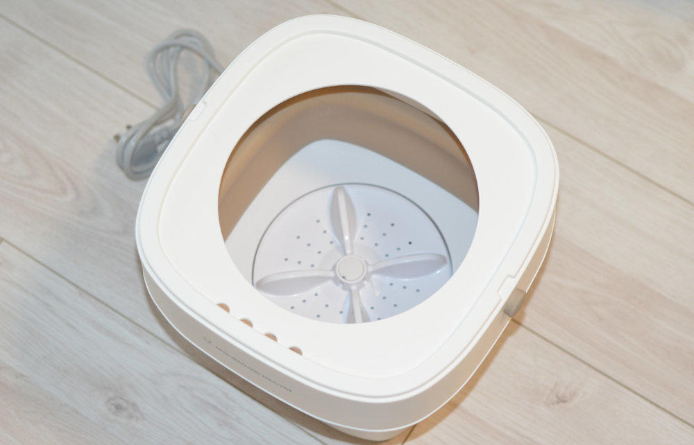 小件贴身衣物轻松洗:大宇折叠洗衣机