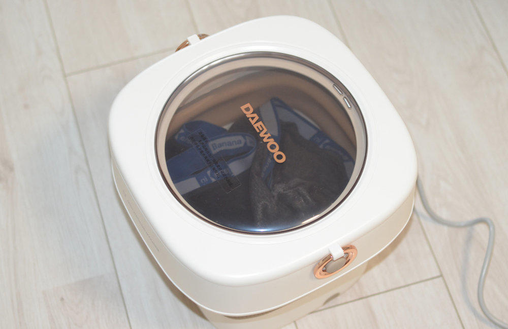 小件贴身衣物轻松洗:大宇折叠洗衣机