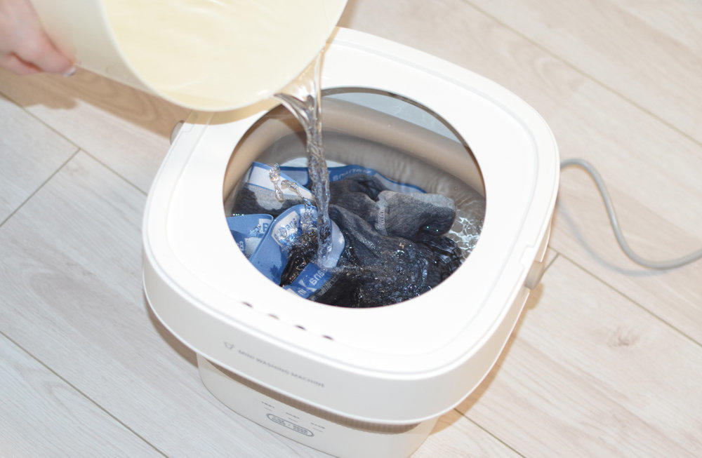 小件贴身衣物轻松洗:大宇折叠洗衣机