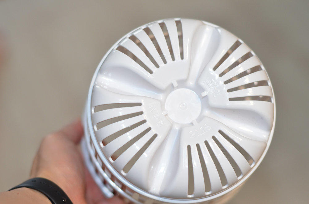 小件贴身衣物轻松洗:大宇折叠洗衣机