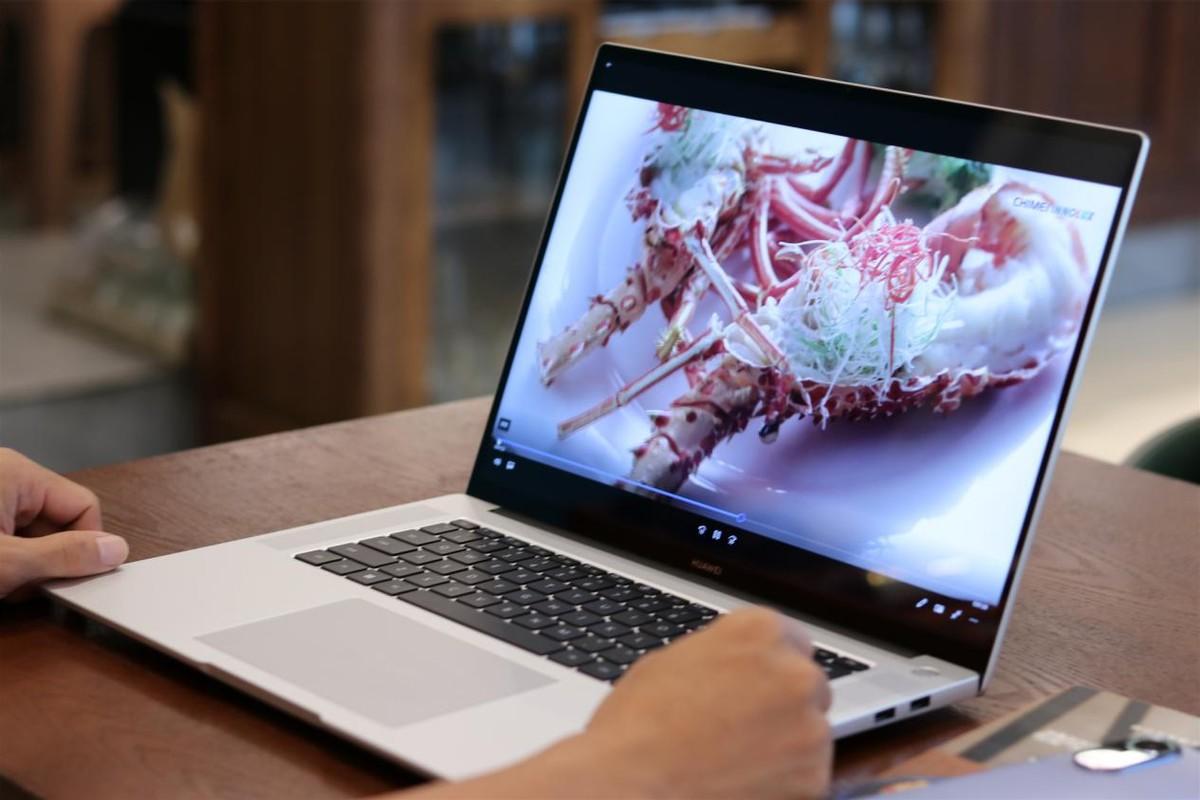 华为matebook,华为金属logo 华为matebook16s深度体验兼顾多元化场景使用你的梦想机来了
