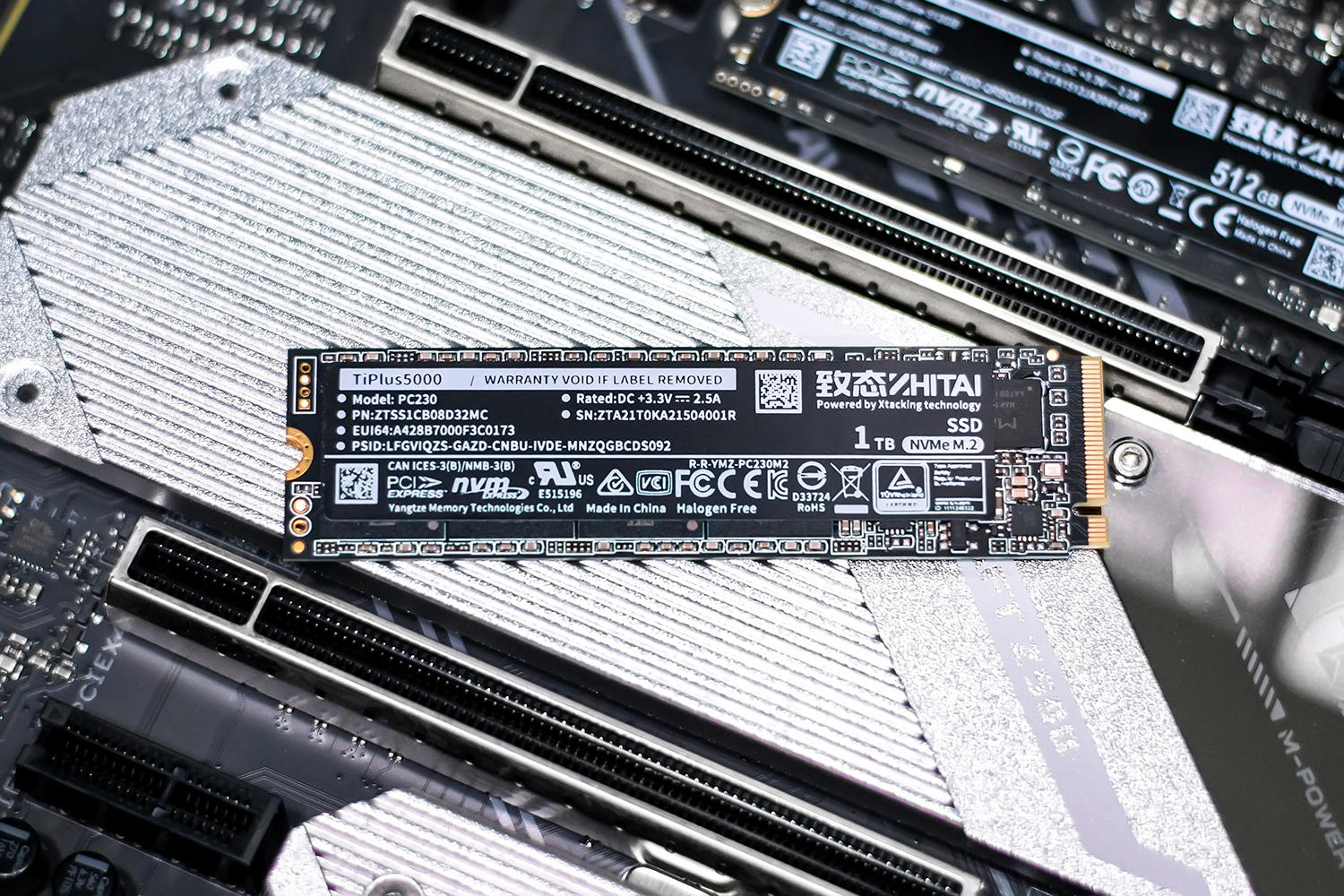 致态TiPlus5000固态硬盘评测：3.5GB/s，令人惊喜的性能与温度