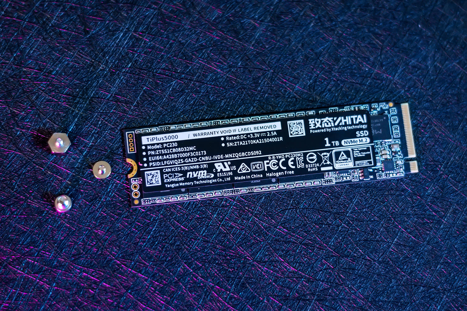 致态TiPlus5000固态硬盘评测：3.5GB/s，令人惊喜的性能与温度
