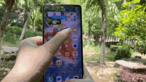 系统流畅  打开关闭app 不卡顿