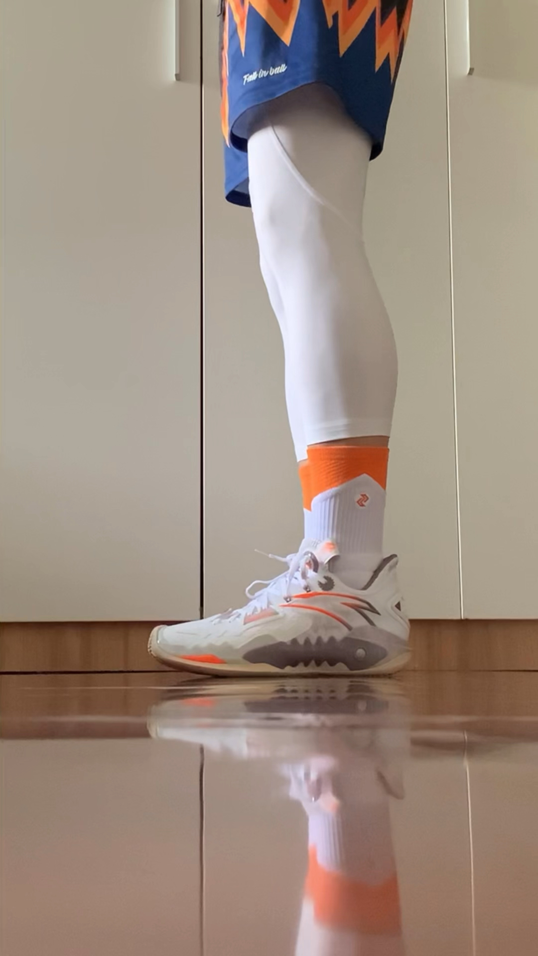 安踏狂潮5上脚效果怎么样？