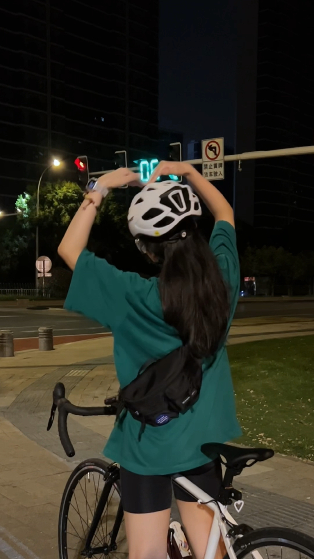 你也一样很为自由着迷吧～
