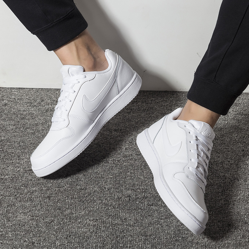 Nike Ebernon 纯白
