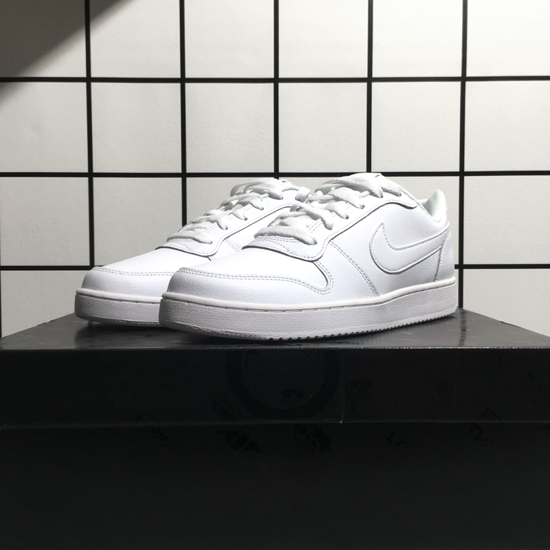 Nike Ebernon 纯白