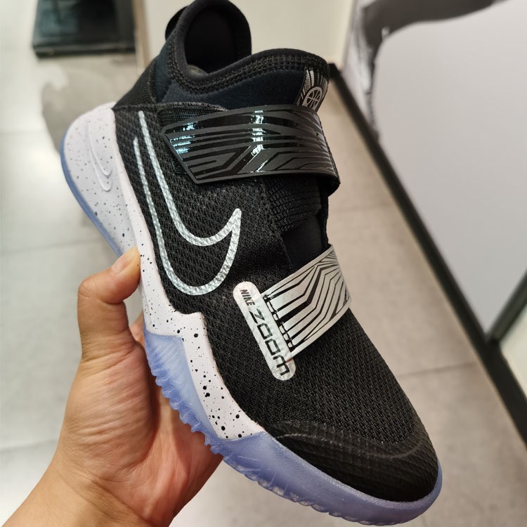 Nike zoom flight黑白