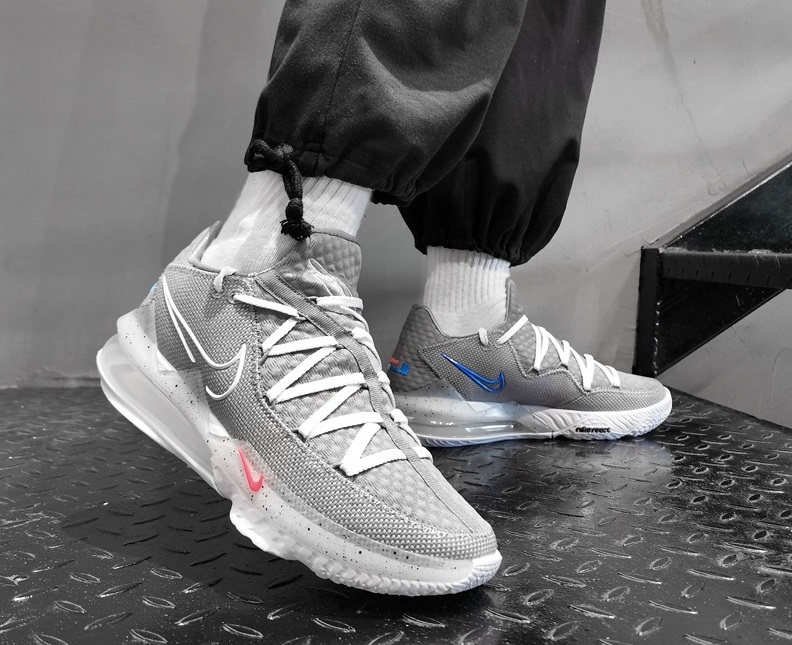 Nike LeBron 17 灰色/白色