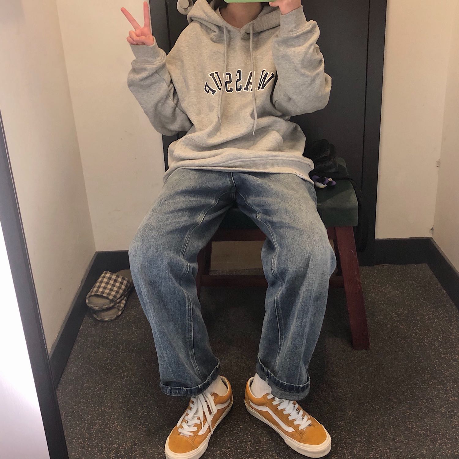 今天是试衣间wassup girl