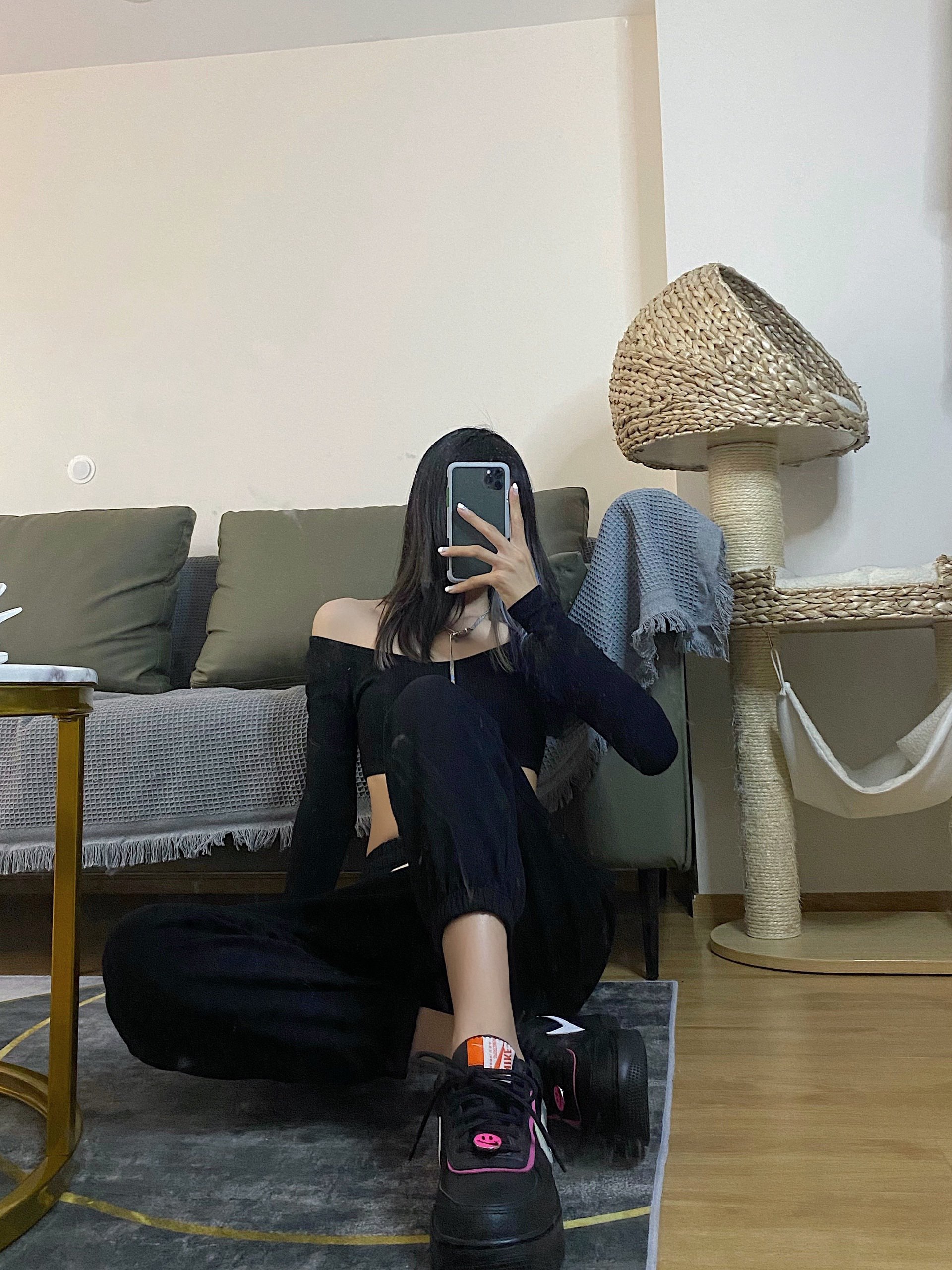 你不赞我不赞 我发动态没人看

👕：ZO