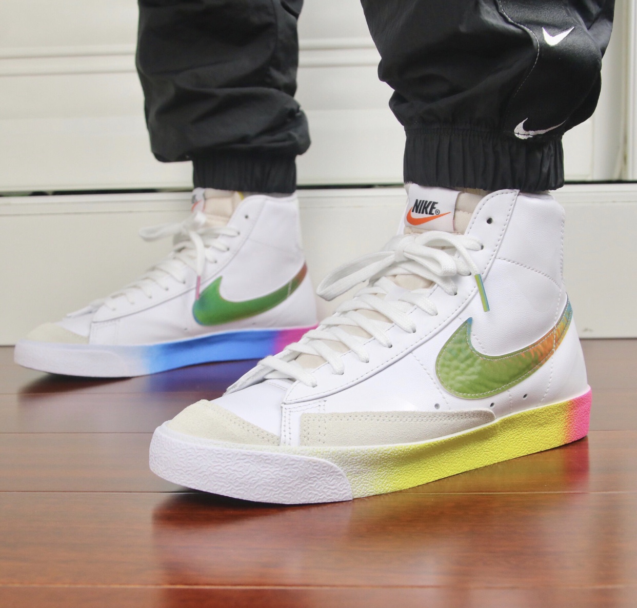 Nike blazer 白黑粉
