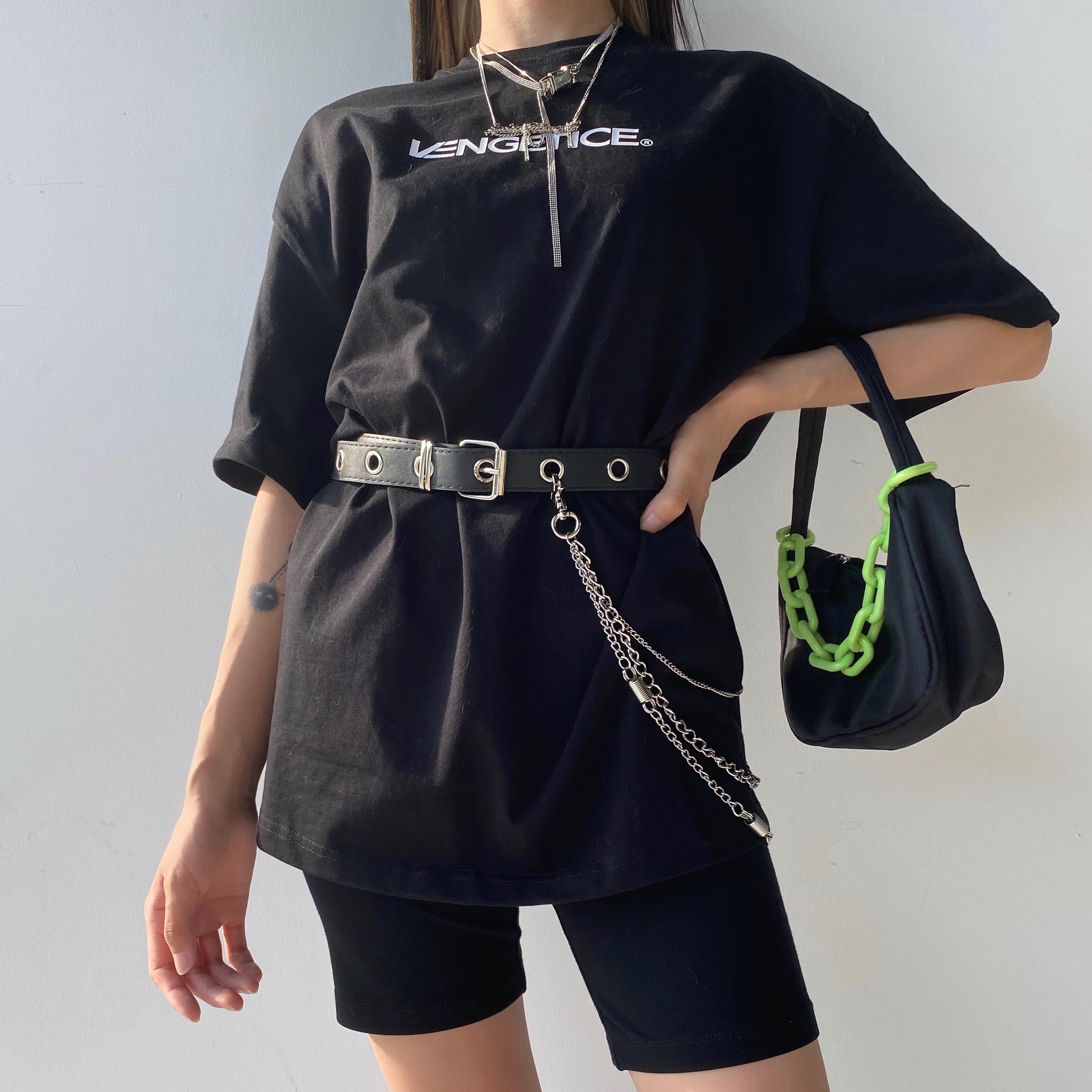我说这个太阳比我火辣没有人意见吧

👕：