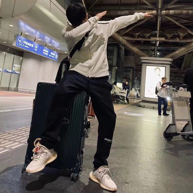 运动束脚卫裤 