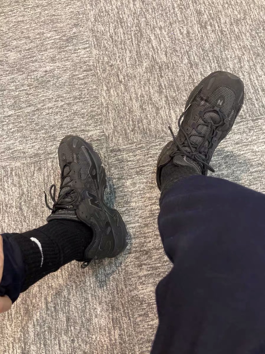 New Balance 827黑色