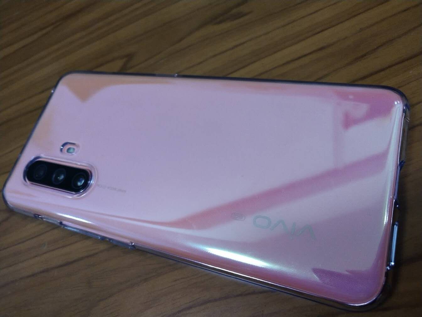 种草国产手机vivo x30
