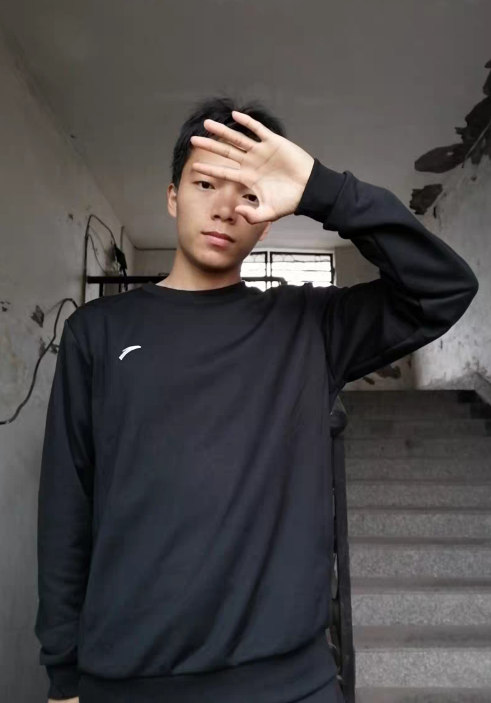 卫衣