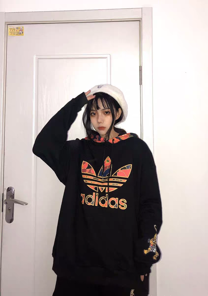 衣 