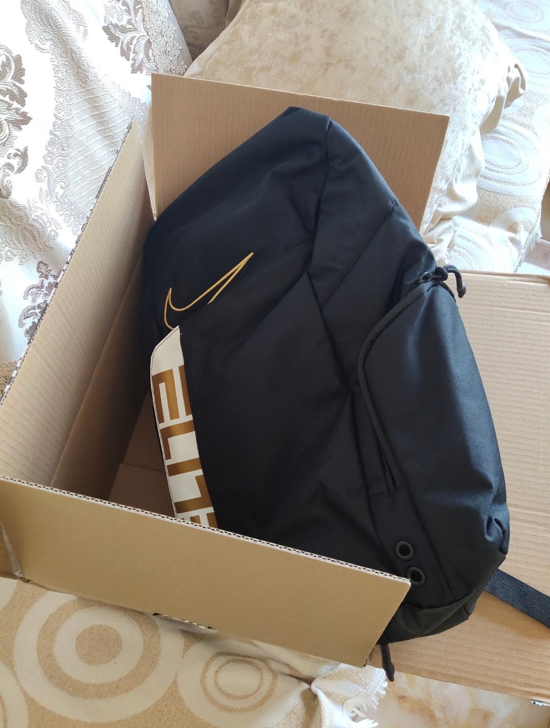 NIKE耐克2020秋季新品双肩包