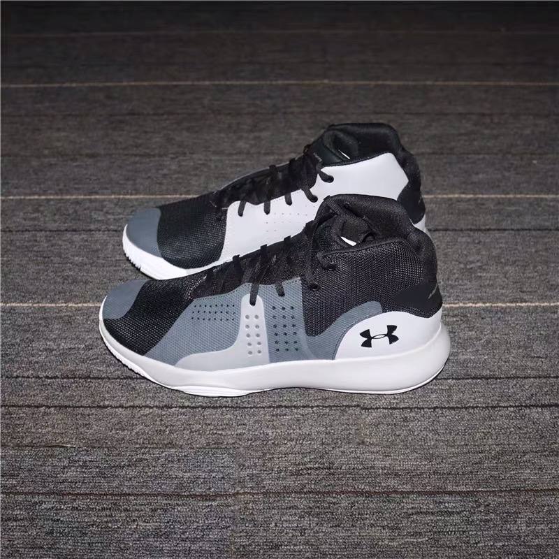 Under Armour Anomaly