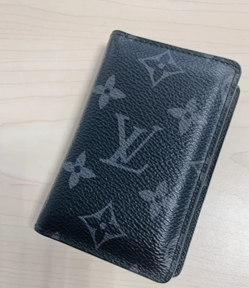   LV 口袋钱包 M61696