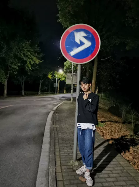 牛仔裤