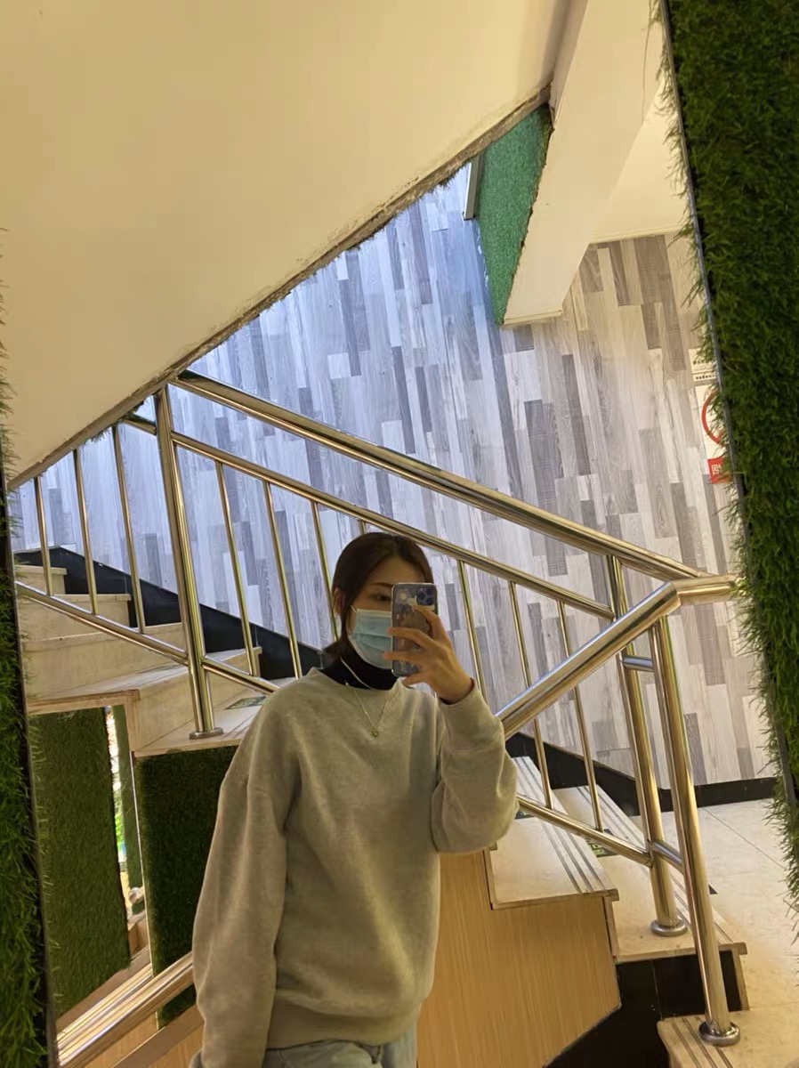 简约碳素软磨宽松抓绒卫衣