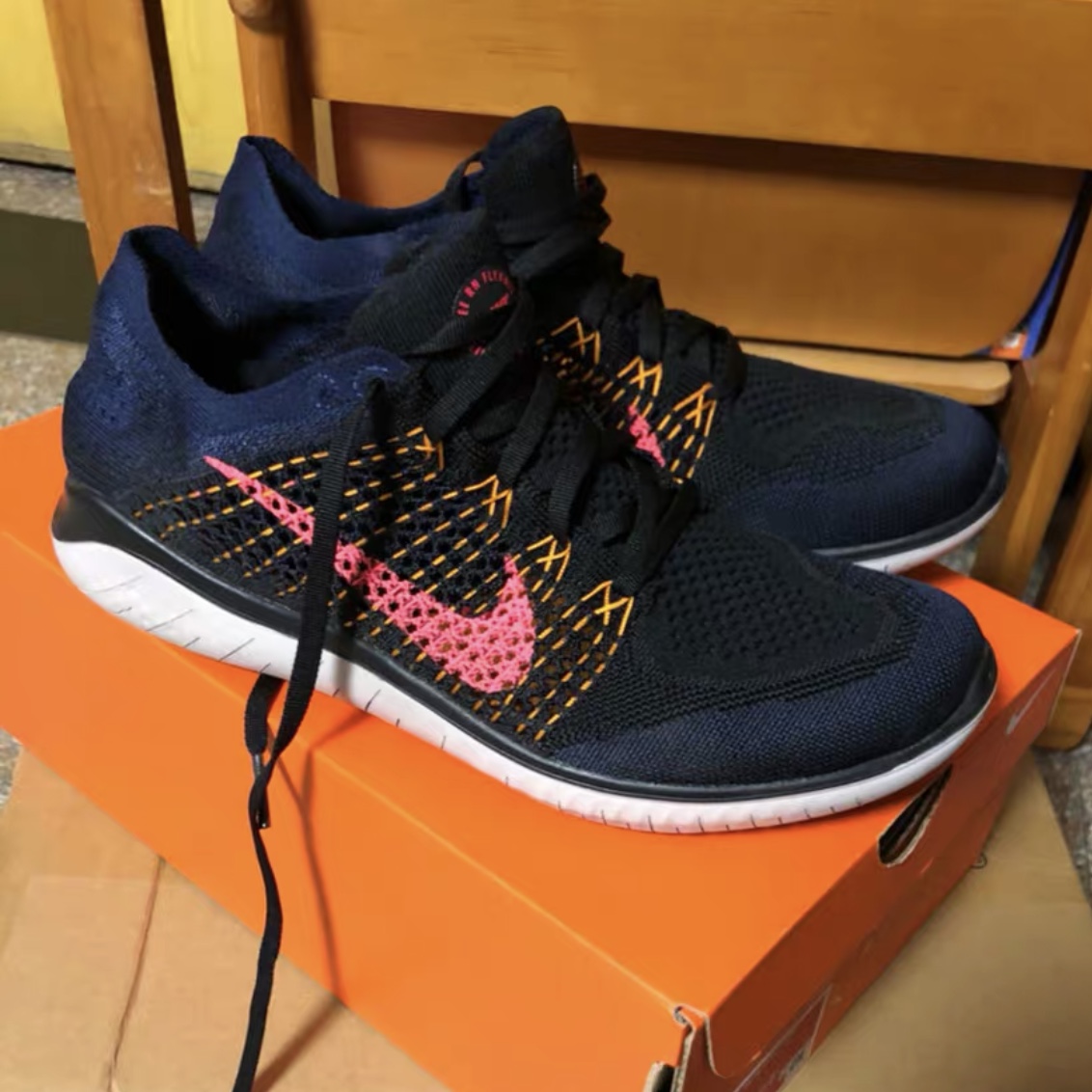 Nike Free RN Flyknit