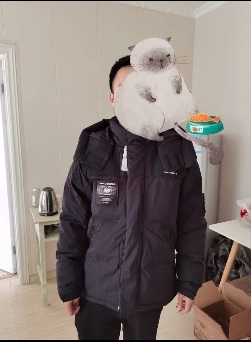 男款短款加厚连帽羽绒服外套 