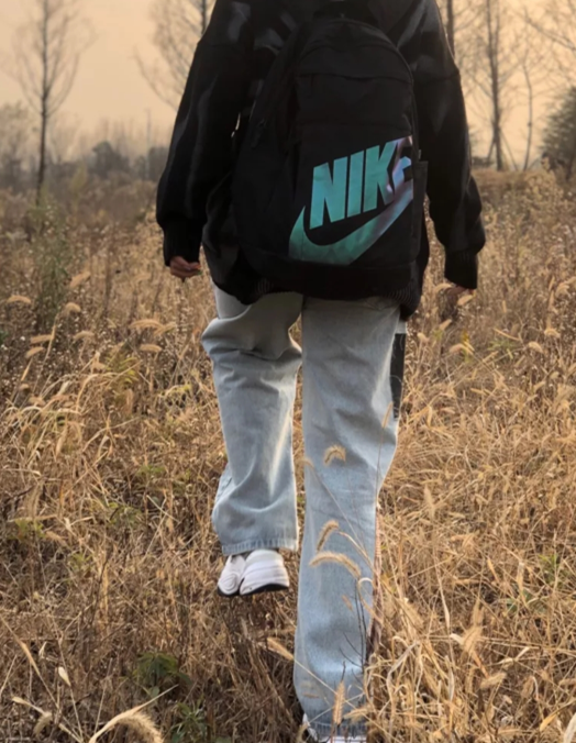 Nike 纯色双肩运动背包 