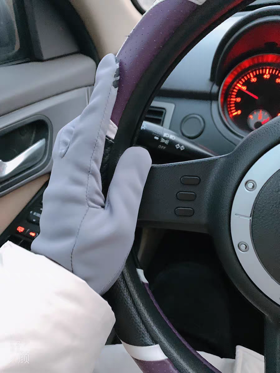 迪卡侬 加绒保暖触屏手套